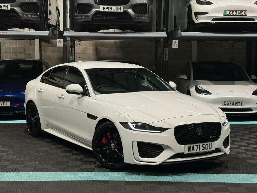 Jaguar XE 2.0 D200 Mhev R-dynamic Se Euro 6 Ss White