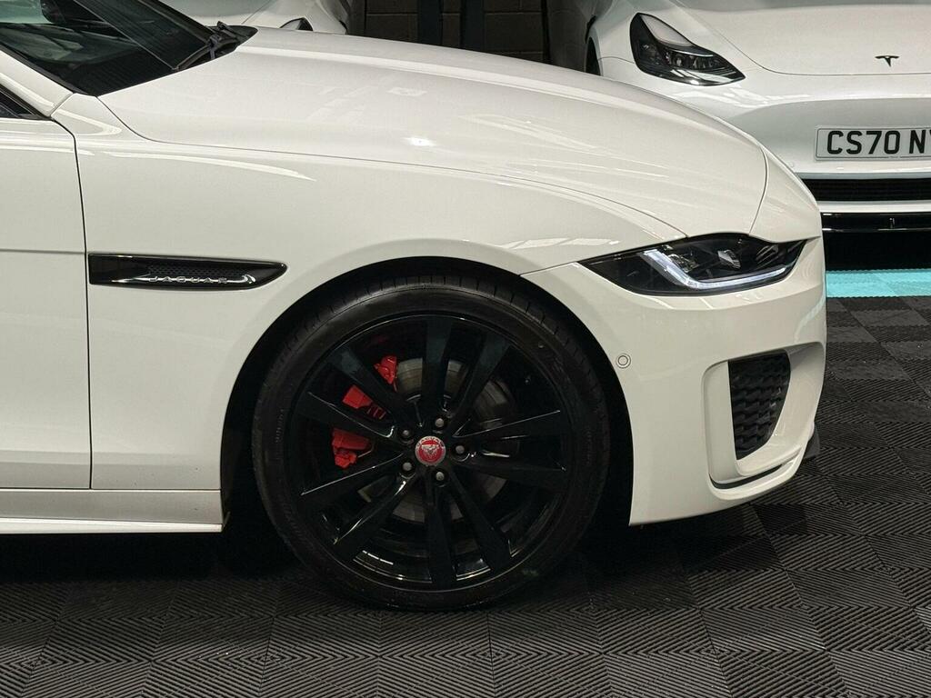 Jaguar XE 2021 2.0 D200 Mhev R-dynamic Se Saloon White #14