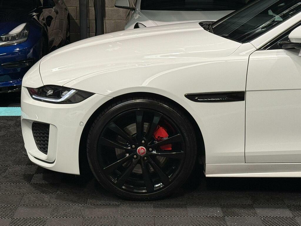 Jaguar XE 2021 2.0 D200 Mhev R-dynamic Se Saloon White #15