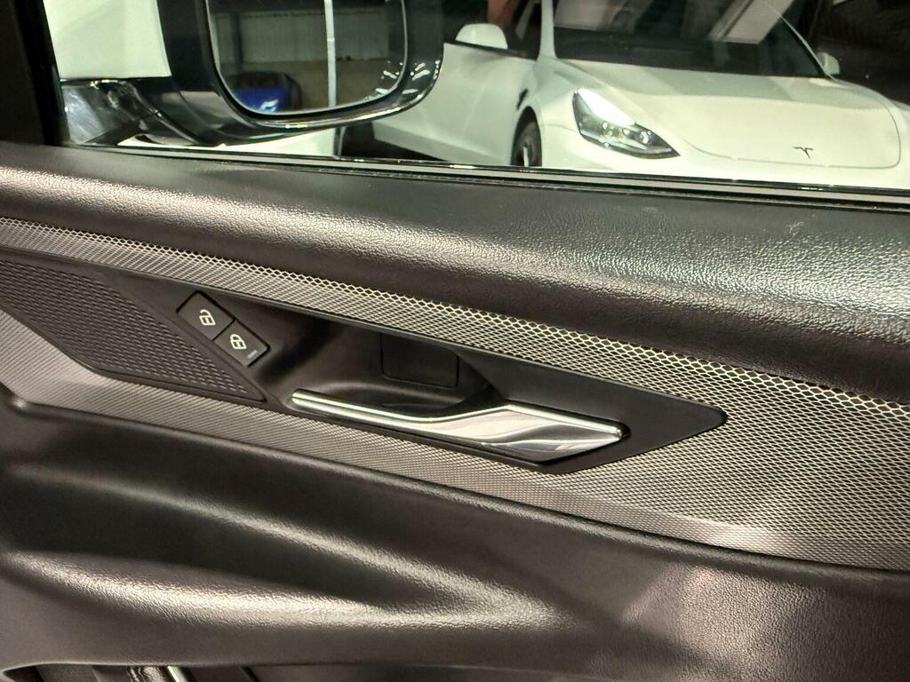 Jaguar XE 2021 2.0 D200 Mhev R-dynamic Se Saloon White #40
