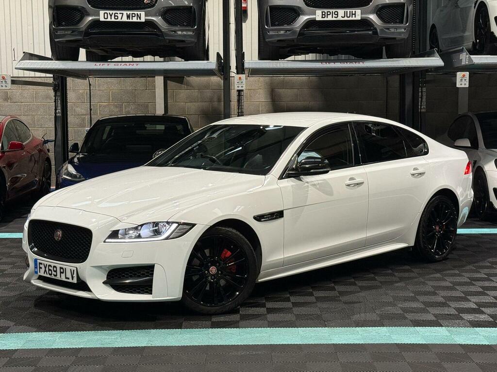 Jaguar XF 2.0D R-sport Euro 6 Ss White #3