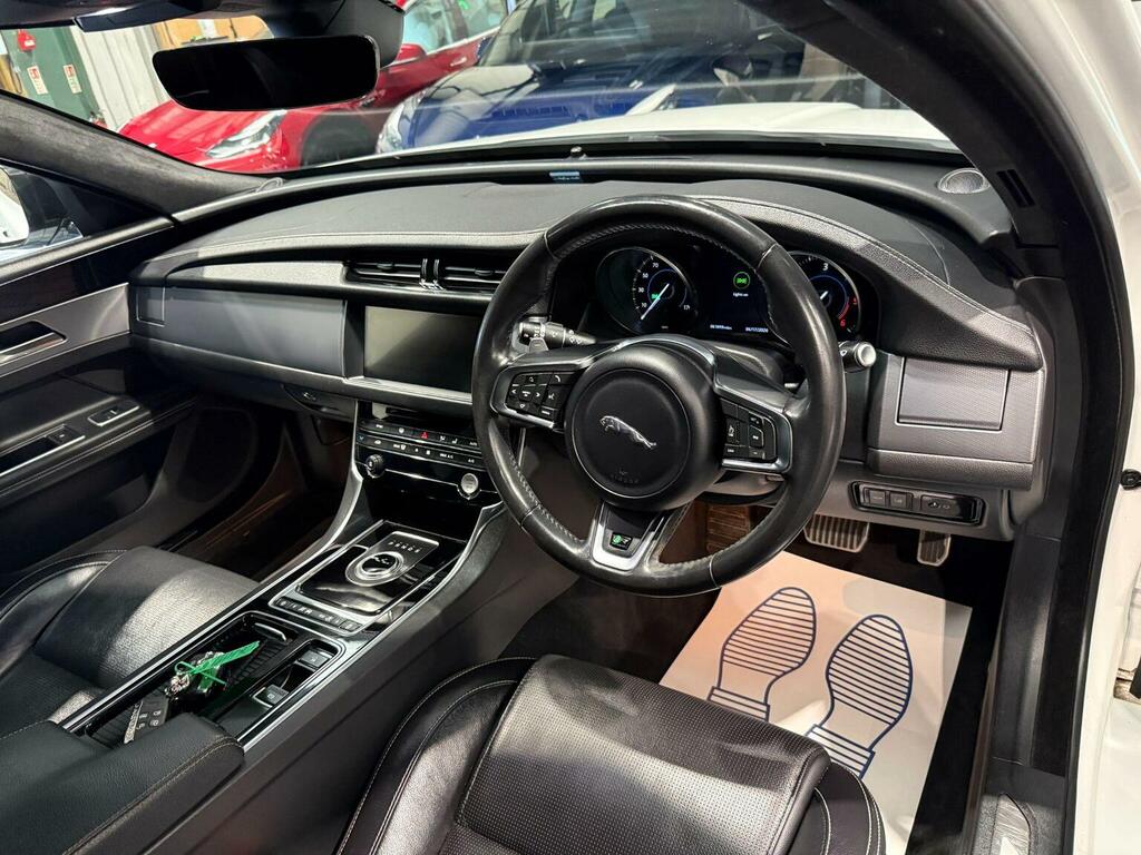 Jaguar XF Xf Prestige D Black #21