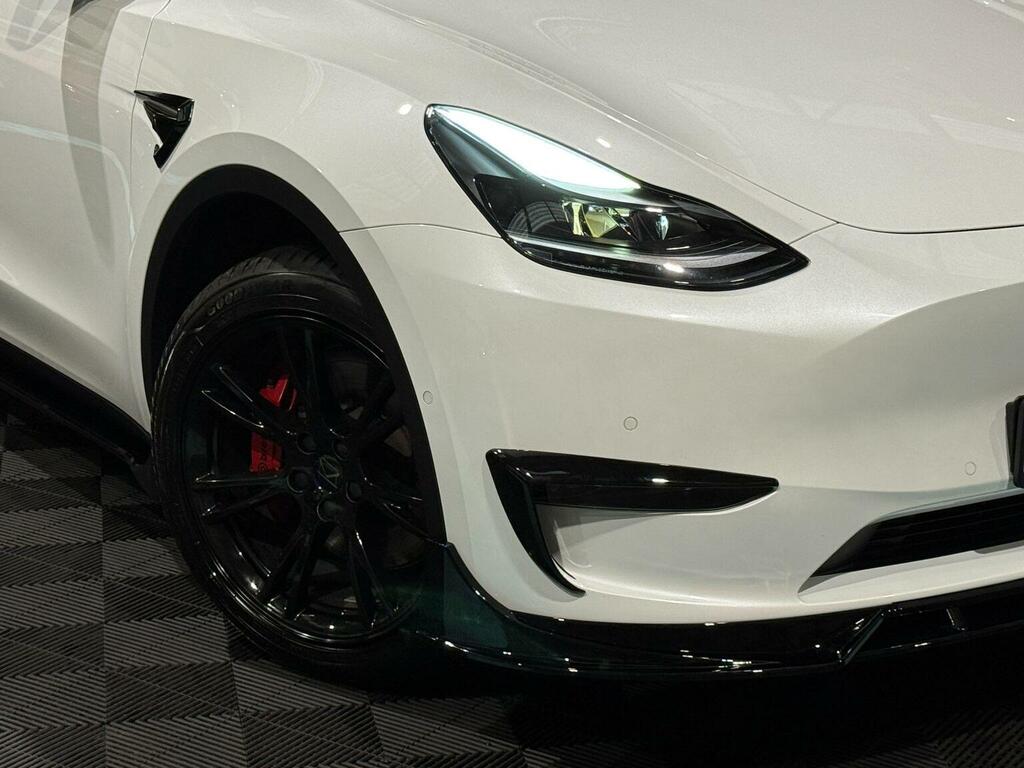 Tesla Model Y Long Range Awd Black #13