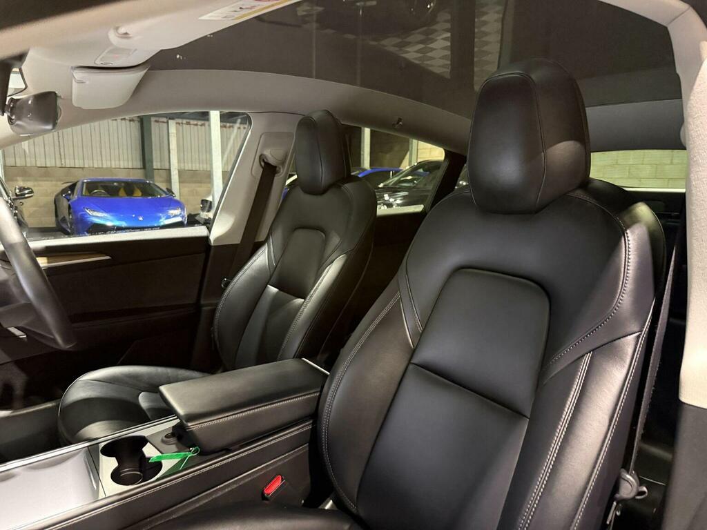Tesla Model Y Long Range Awd Black #36
