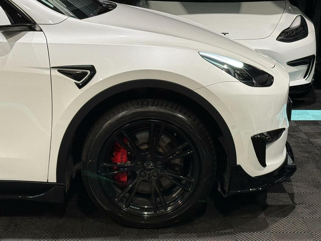Tesla Model Y Long Range Awd Black #11