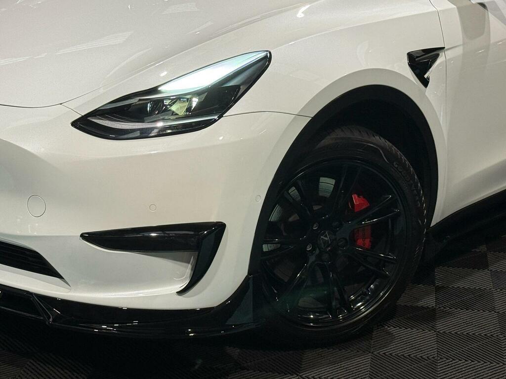 Tesla Model Y Long Range Awd Black #14