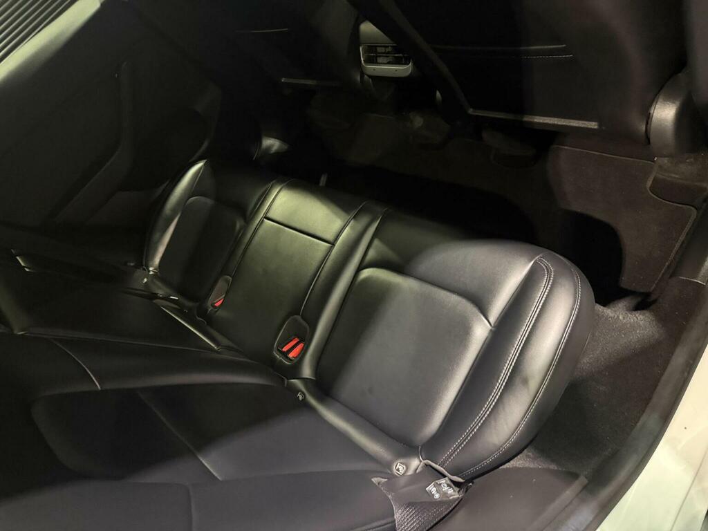 Tesla Model Y Long Range Awd Black #27