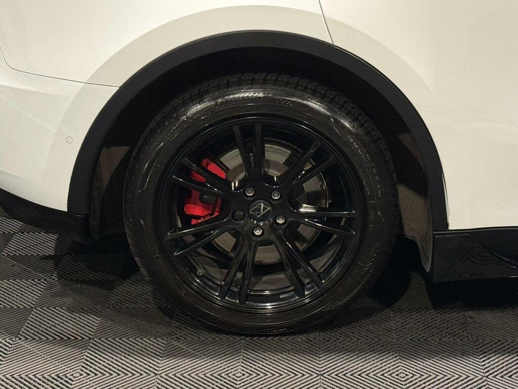 Tesla Model Y Long Range Awd Black #18