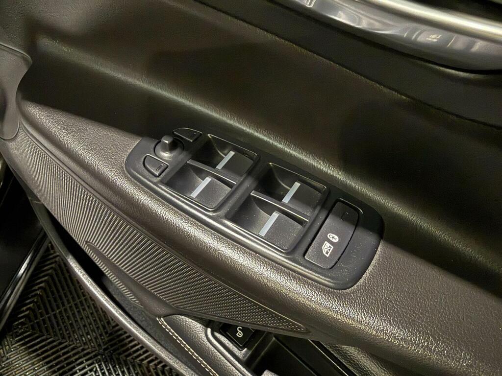 Jaguar XE 2.0D R-dynamic S Grey #39