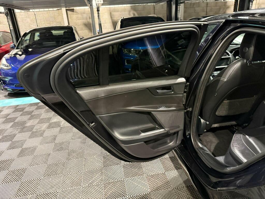 Jaguar XE 2.0D R-dynamic S Grey #34