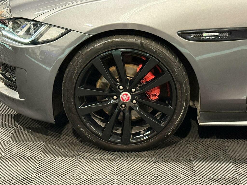 Jaguar XE Brown #19
