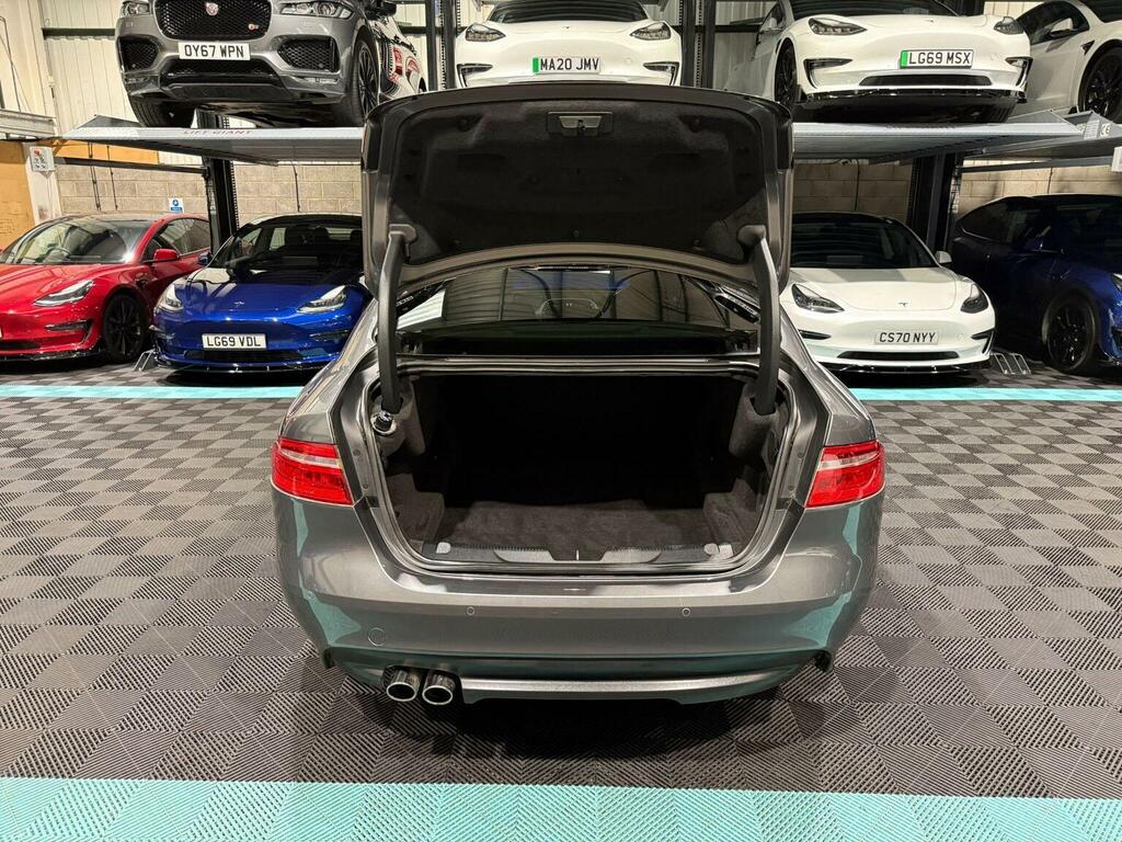 Jaguar XE Brown #31