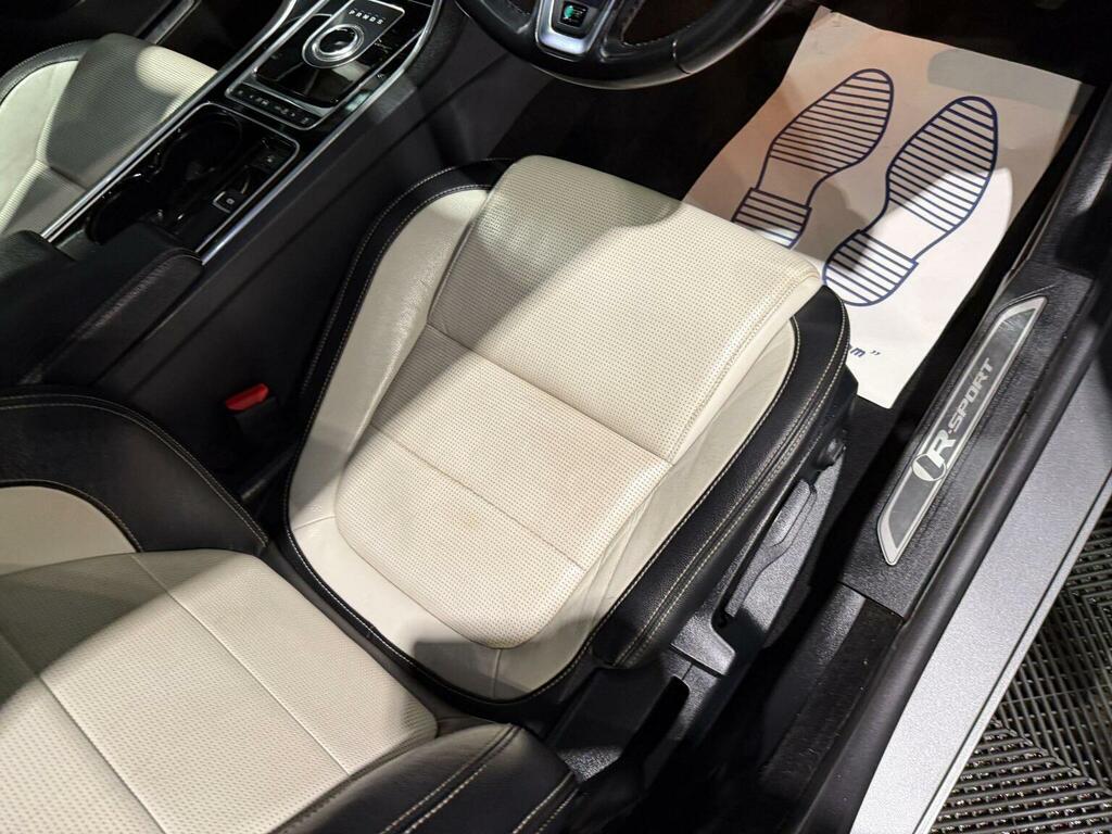 Jaguar XE Brown #24