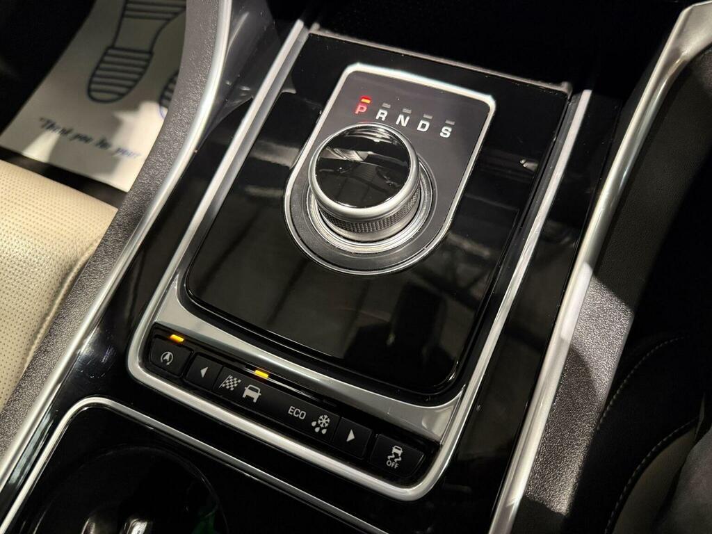 Jaguar XE Brown #53