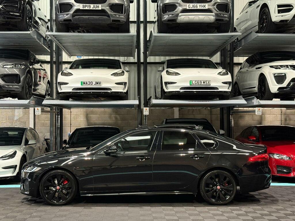 Jaguar XF 2.0 D200 Mhev R-dynamic Black Euro 6 Ss Black #4