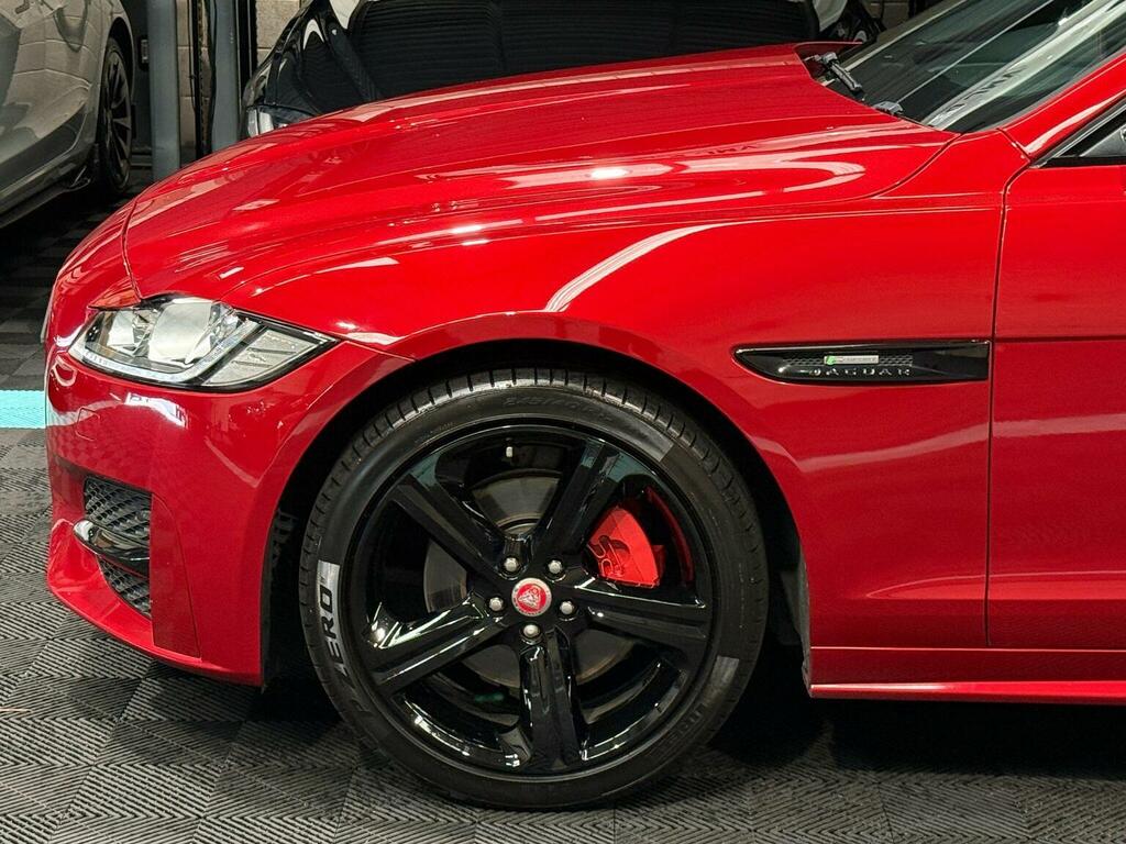 Jaguar XF 2.0 D R-sport 177 Bhp White #14