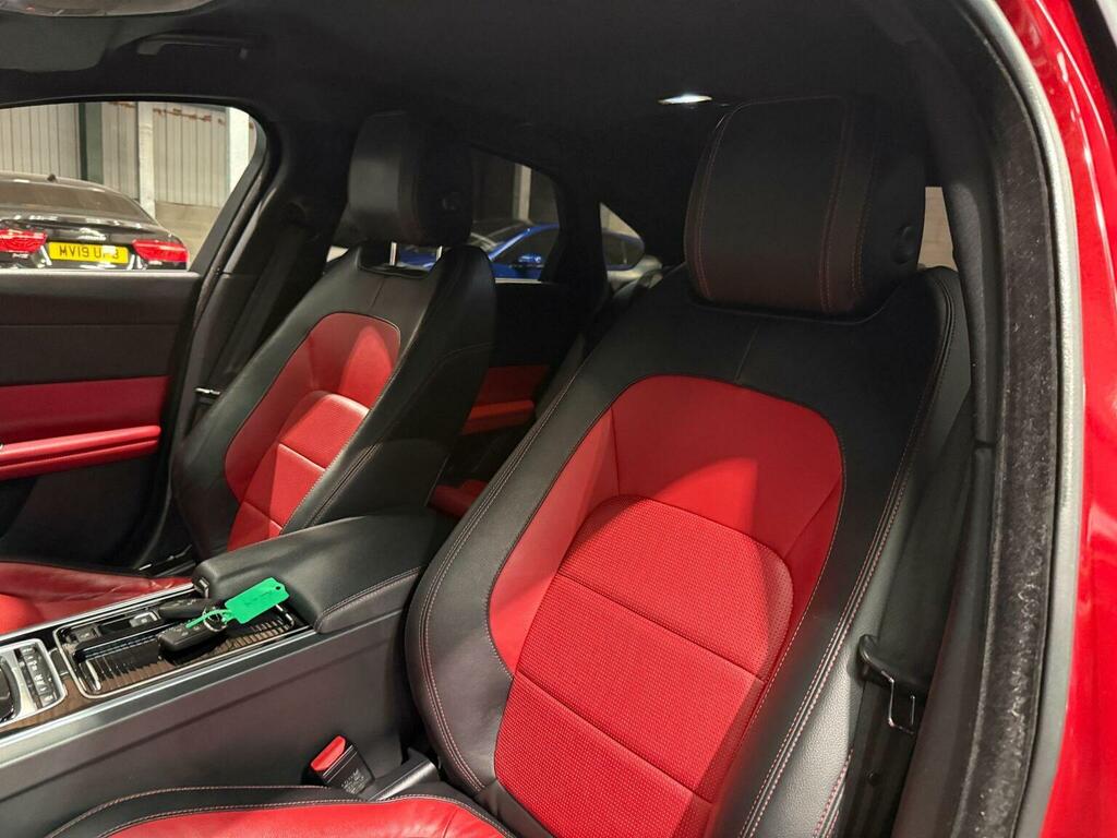 Jaguar XF 2.0 D R-sport 177 Bhp White #37