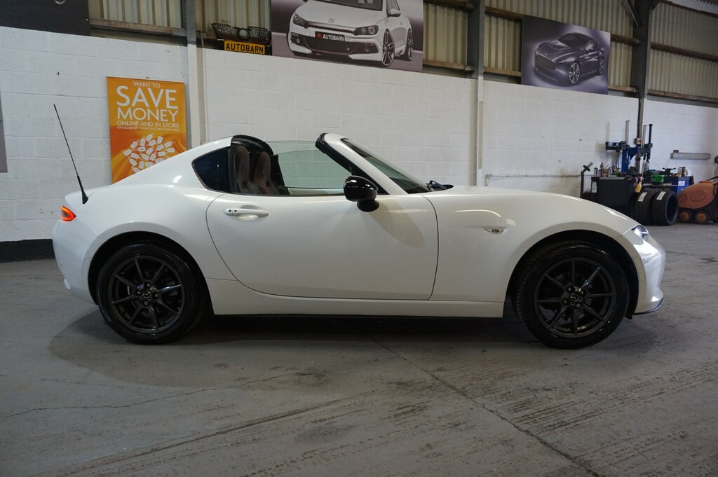 Mazda MX-5 RF Convertible 1.5 Skyactiv-g Sport Nav 201818 White