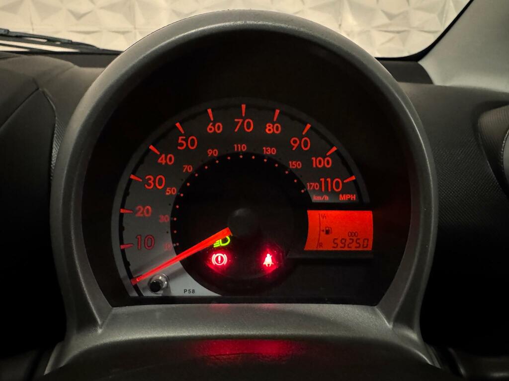 Toyota Aygo Ice White #4