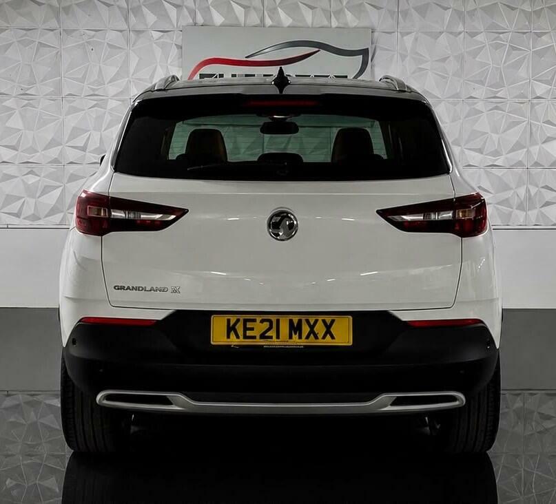 Vauxhall Grandland X Griffin Edition White #6