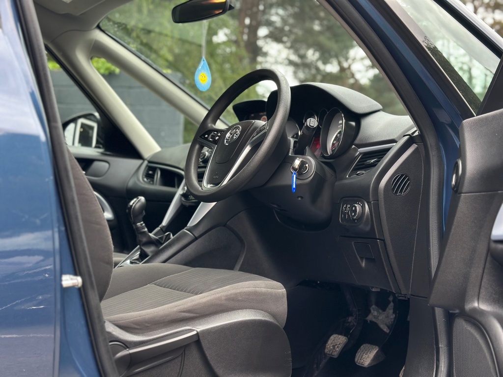 Vauxhall Zafira 1.4T Sri  #42