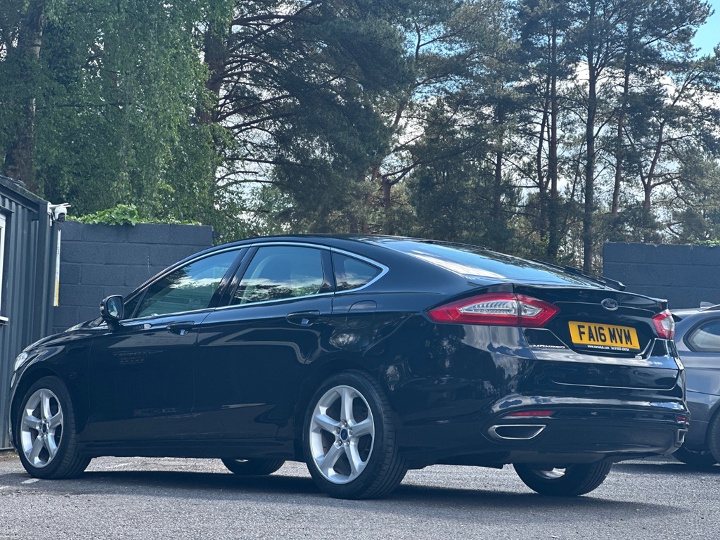 Ford Mondeo 2016 2.0 Tdci Titanium Hatchback FA16MVM Black #6