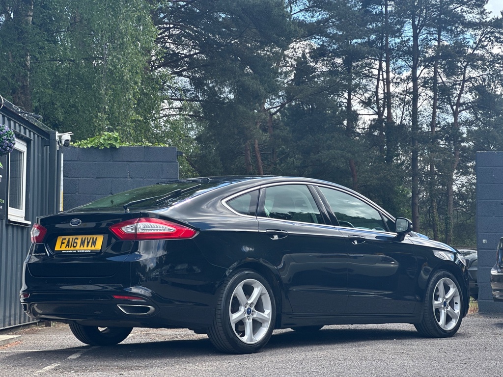 Ford Mondeo 2016 2.0 Tdci Titanium Hatchback FA16MVM Black #5