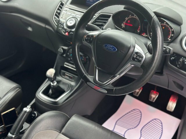 Ford Fiesta 2015 1.6T Ecoboost St-3 Hatchback Manua BP65NLZ Black #6