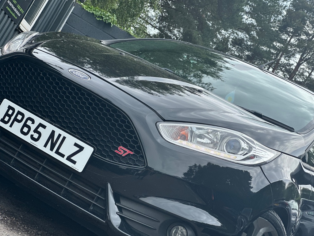 Ford Fiesta 2015 1.6T Ecoboost St-3 Hatchback Manua Black #5