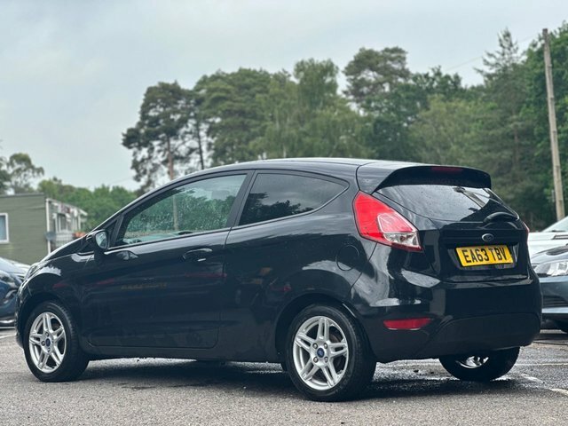 Ford Fiesta 2014 1.5 Tdci Zetec Hatchback Eu EA63TBV Black #5