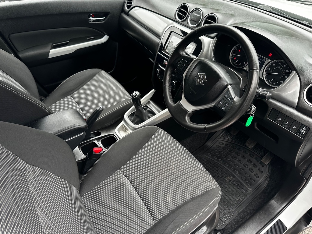 Suzuki Vitara 1.4 Boosterjet Sz5  #22