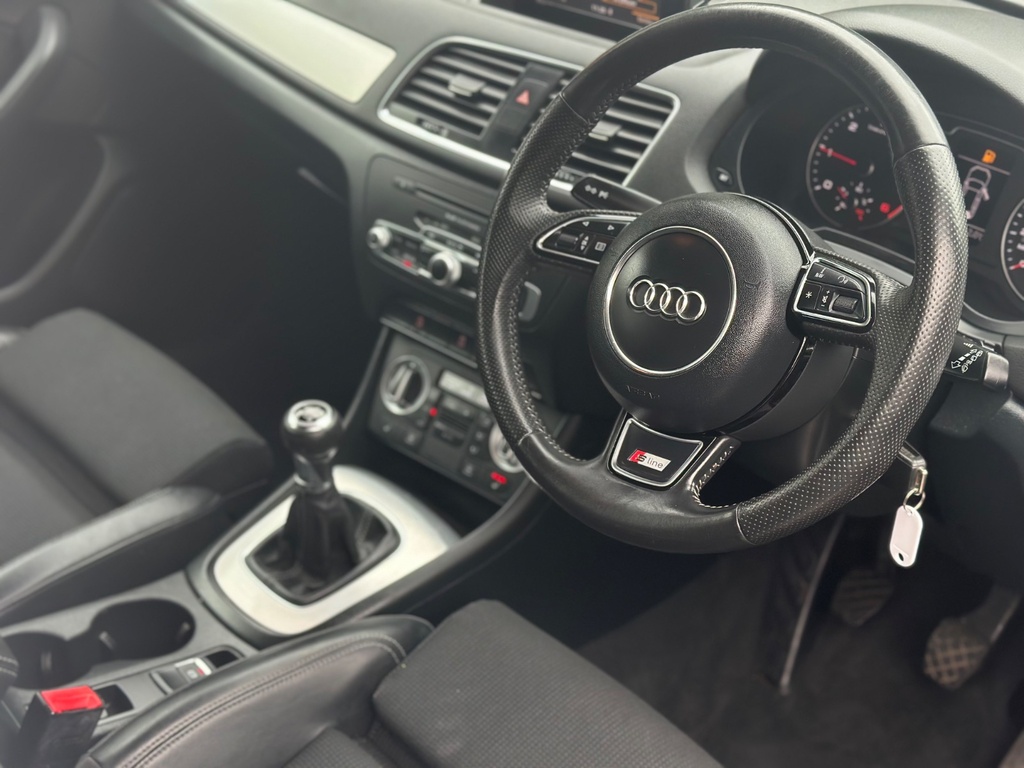 Audi Q3 Diesel MK64OFX White #3