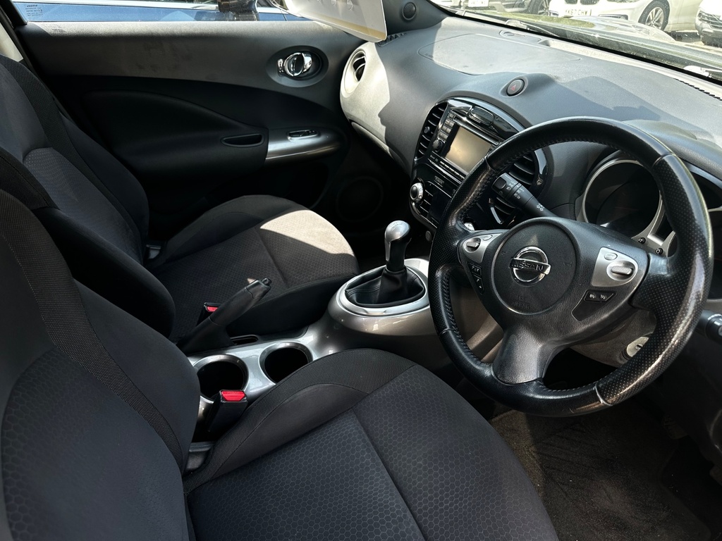 Nissan Juke Petrol Black #5
