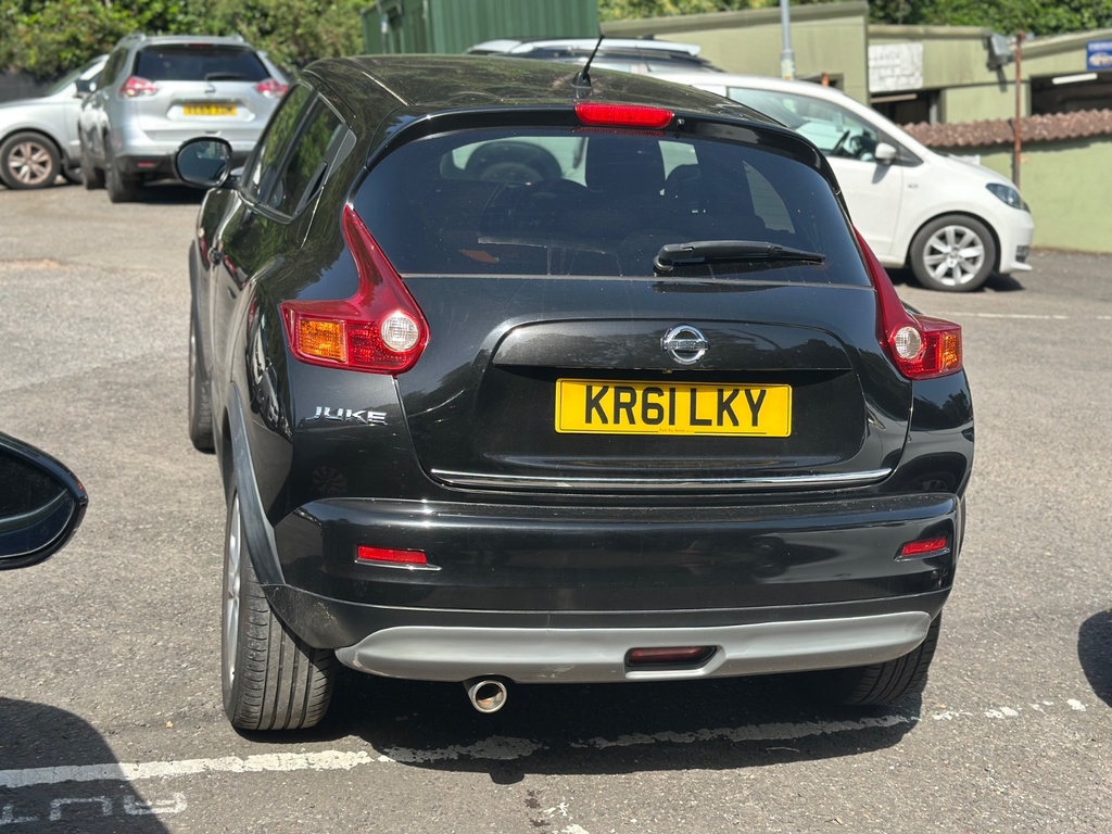 Nissan Juke Petrol Black #4