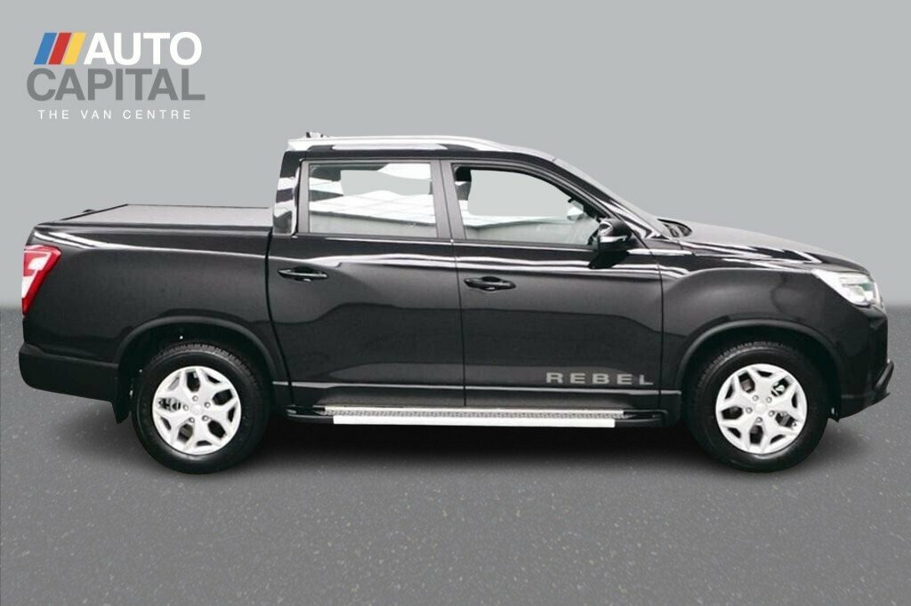 SsangYong Musso 2.2L Rebel Black #6