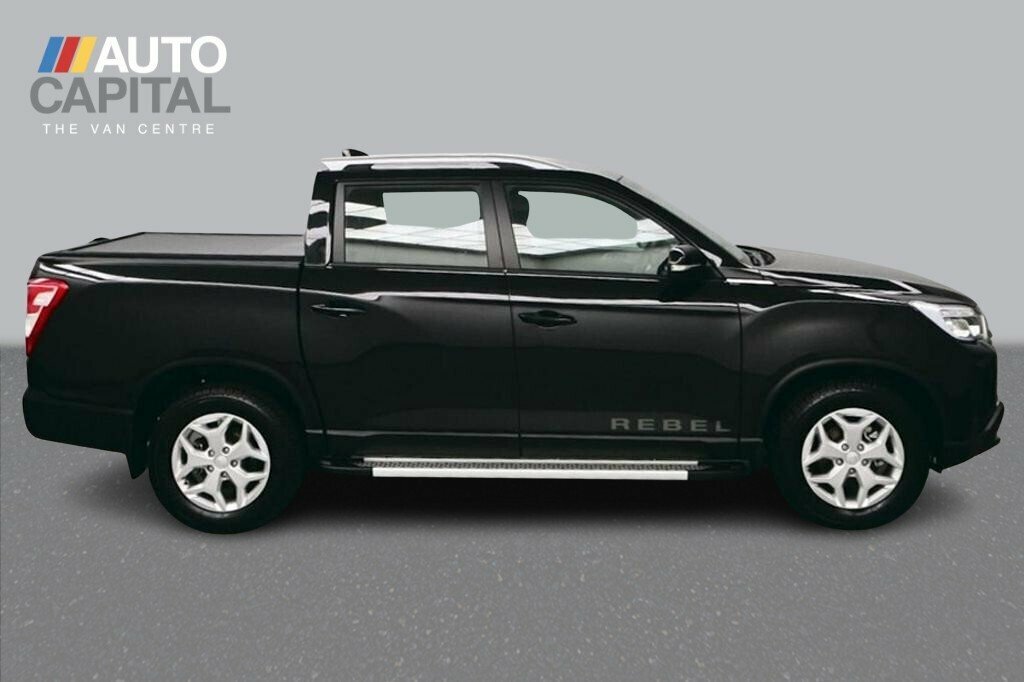 SsangYong Musso 2.2L Rebel Black #6