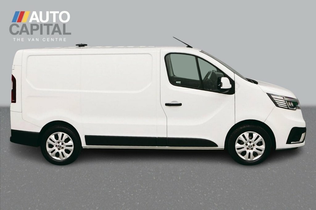 Renault Trafic 2L Sport MA23ZCO White #6