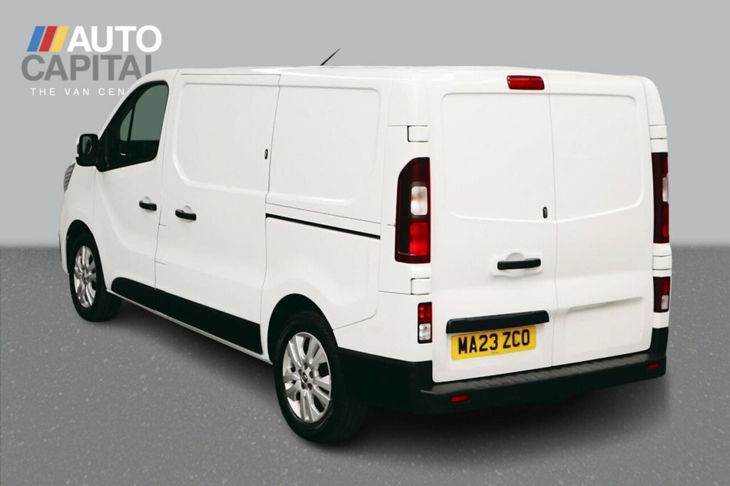 Renault Trafic 2L Sport MA23ZCO White #3