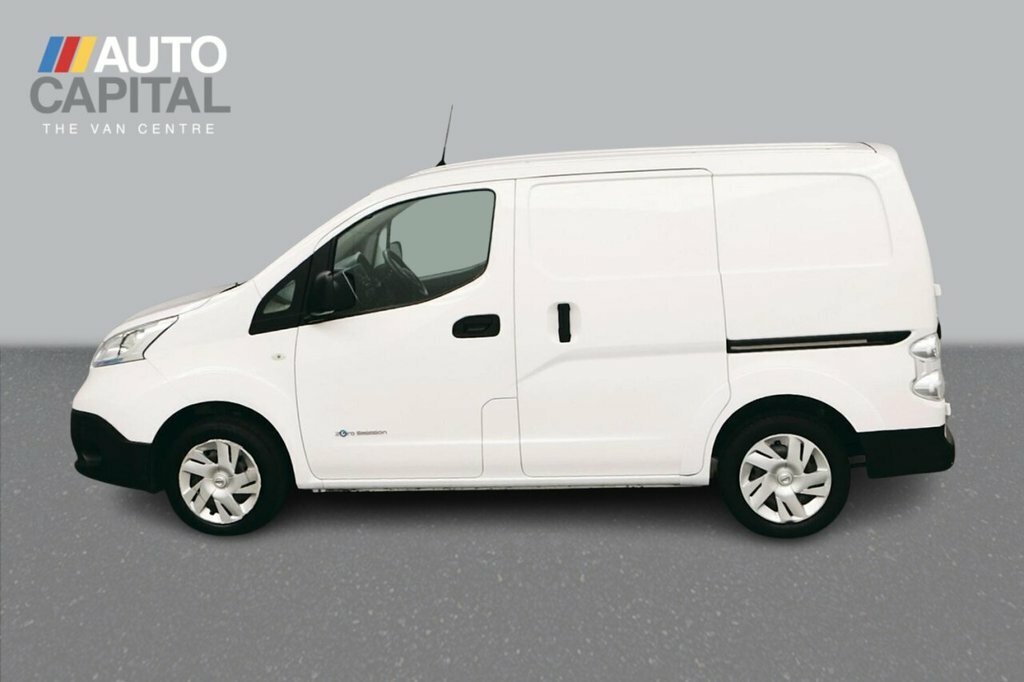 Nissan e-NV200 Mpv White #2