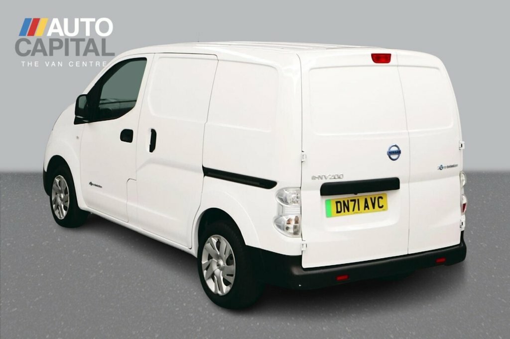 Nissan e-NV200 Mpv White #3