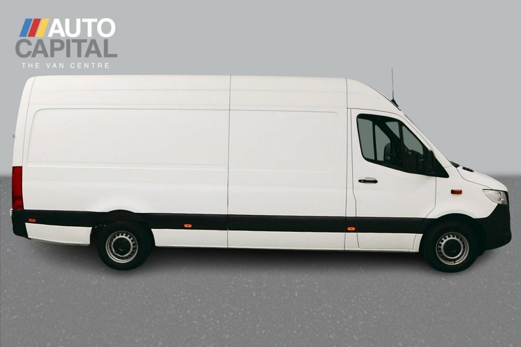 Mercedes-Benz Sprinter 2L Progressive LS21RSX White #6