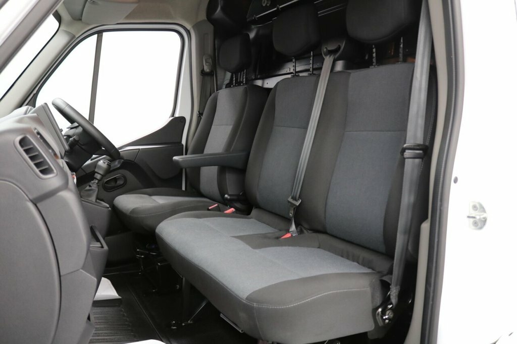 Renault Master Lm35 Business Plus Dci White #16