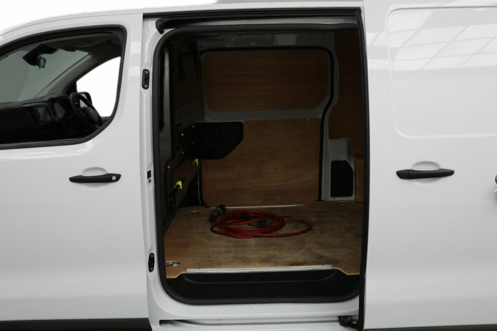 Peugeot E-Expert E 1000 75Kwh Professional Long Panel Van 6Dr Elect White #9