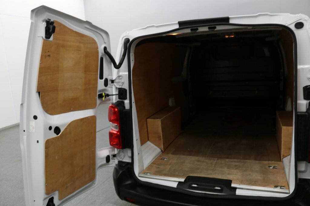 Peugeot E-Expert E 1000 75Kwh Professional Long Panel Van 6Dr Elect White #15