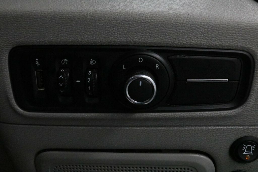 Maxus Deliver 9 2L Lux Silver #32