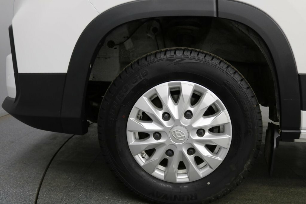 Maxus Deliver 9 2L Lux Silver #38