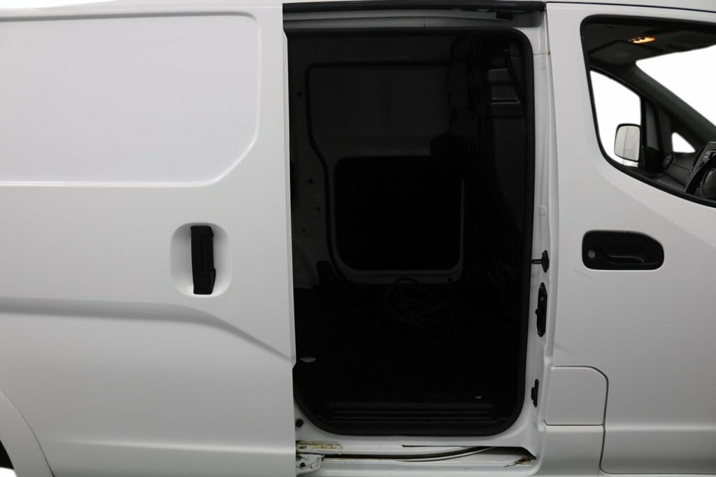 Nissan e-NV200 E Acenta Combi 108 Bhp Black #10