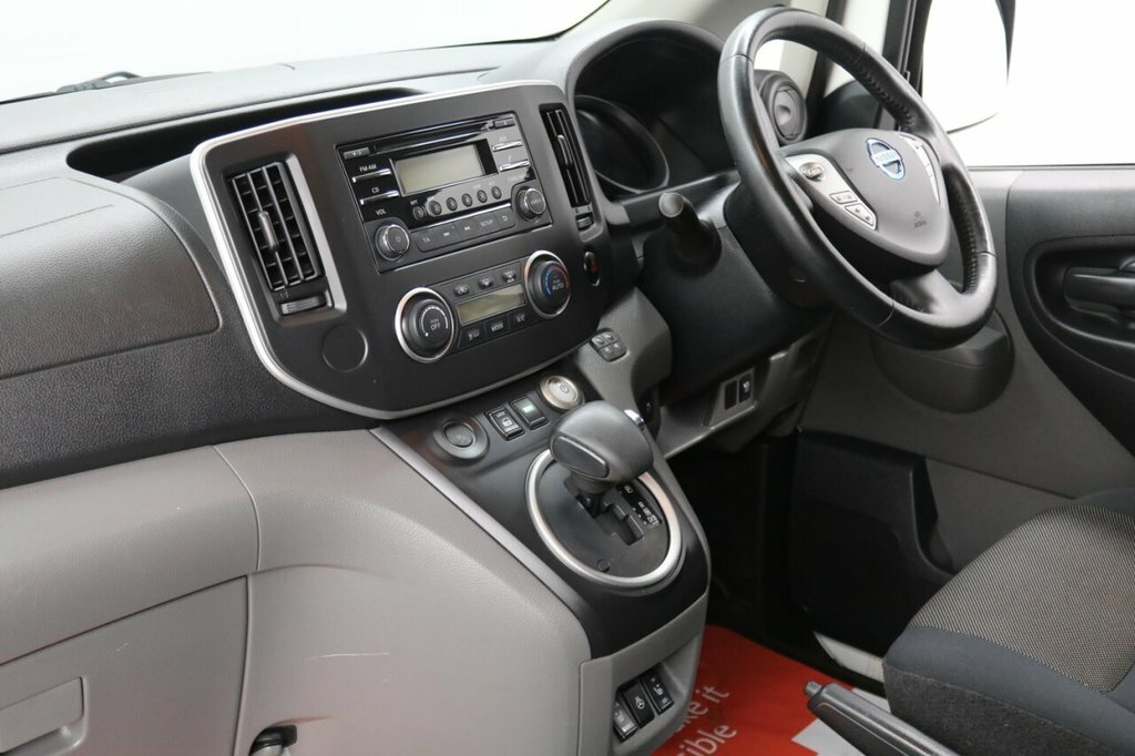 Nissan e-NV200 E Acenta Combi 108 Bhp Black #28
