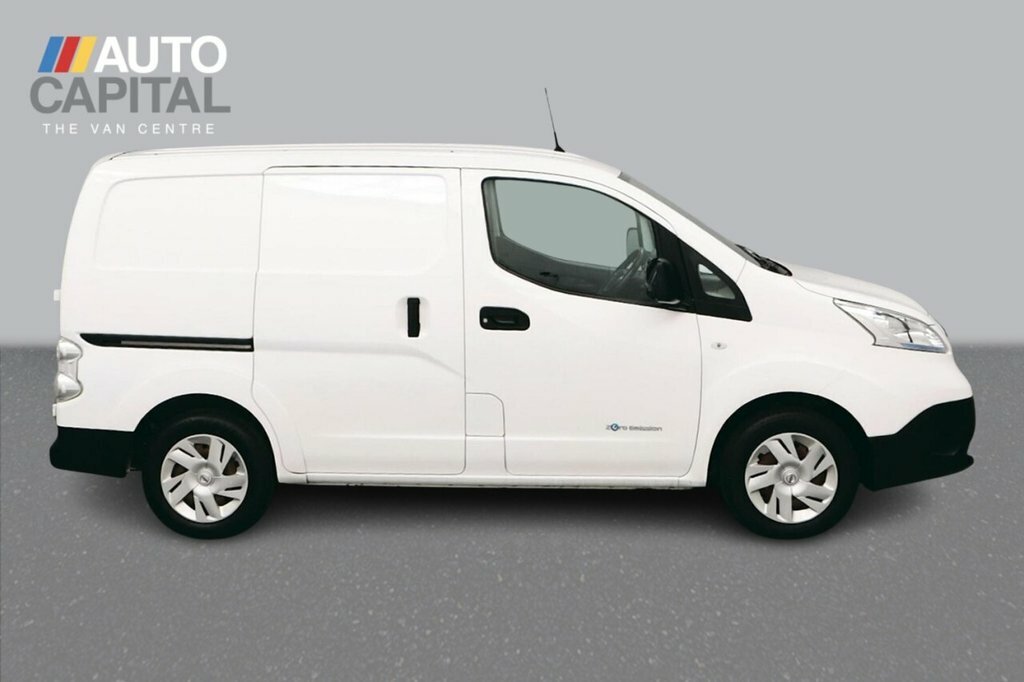 Nissan e-NV200 Mpv White #6