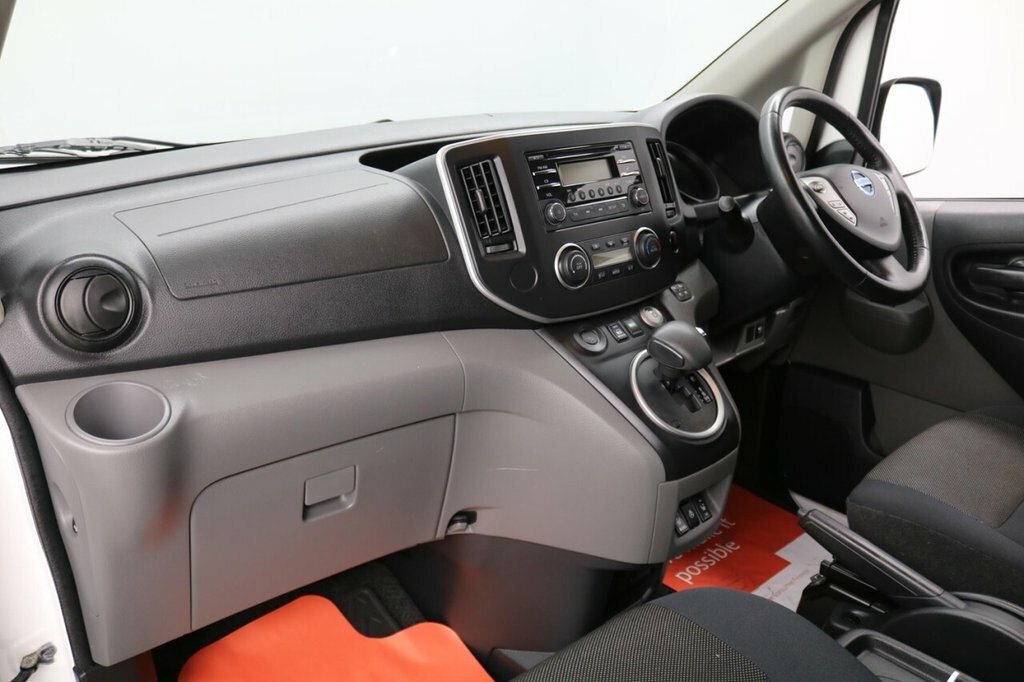 Nissan e-NV200 E Acenta Combi 108 Bhp Black #23